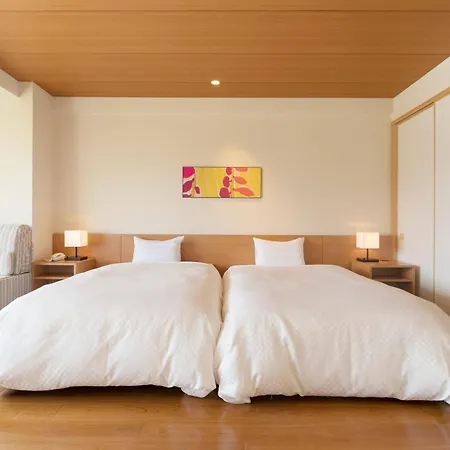 Shiraraso Grand Hotel Shirahama Room photo