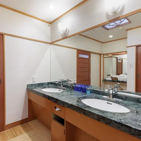 Shiraraso Grand Hotel Shirahama Room photo