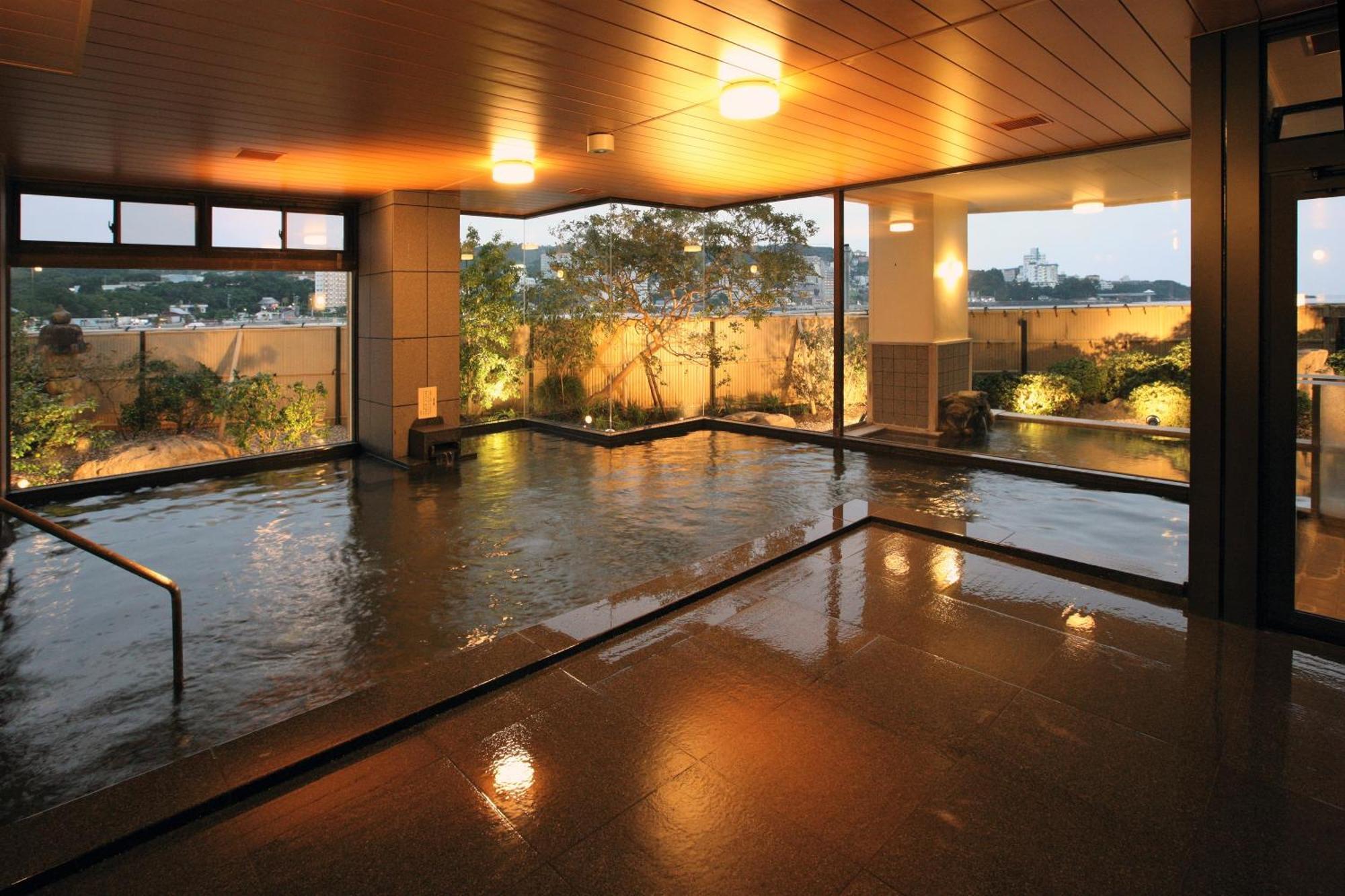 白良荘グランドホテル 4* 白浜町